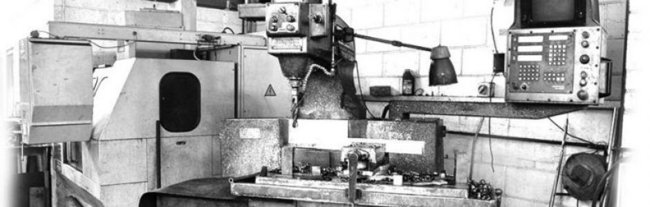 Brigdeport knee CNC mill